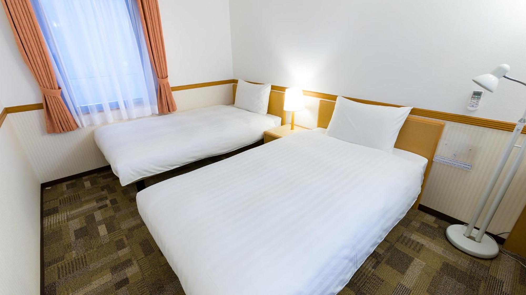 Toyoko Inn Sasebo Ekimae Habitación foto